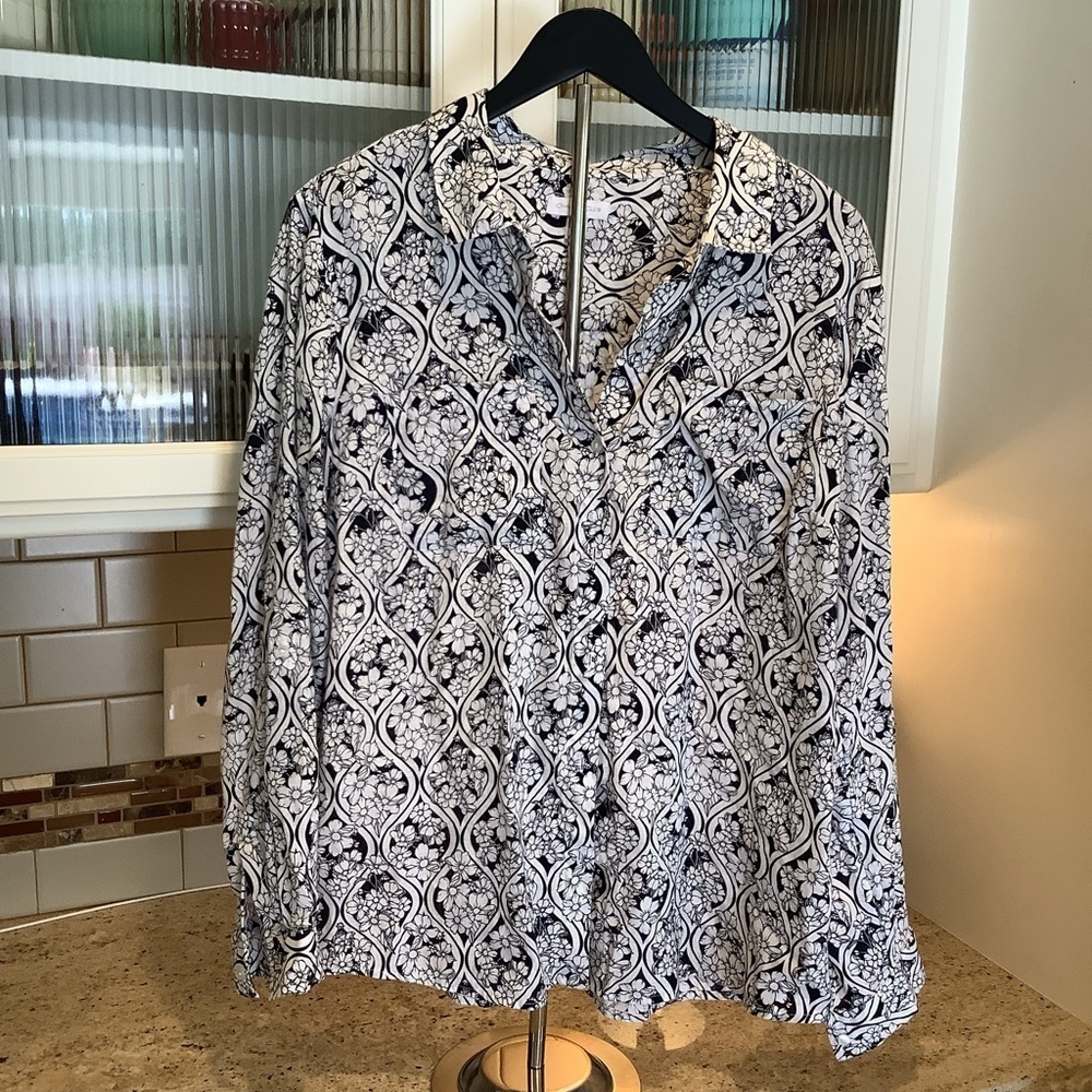 Charter Club Blue and White Floral Linen Shirt Size XL Like New